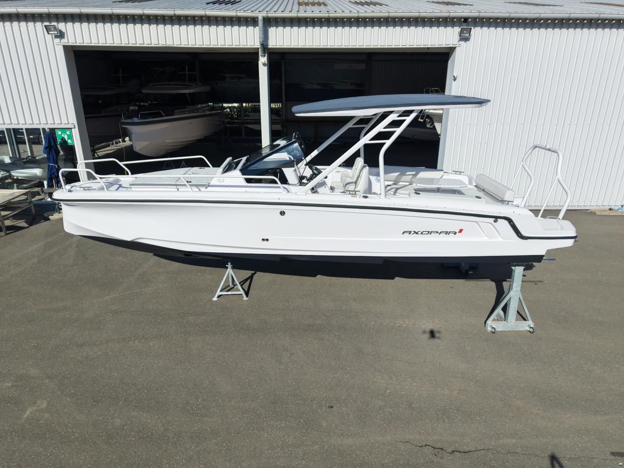 Axopar 25 Cross-Top