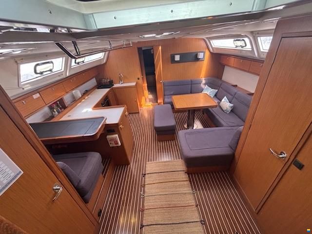 Bavaria CRUISER 51