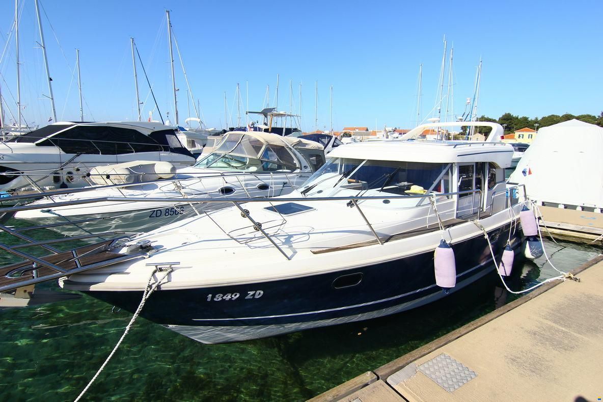 Aquador 32 C