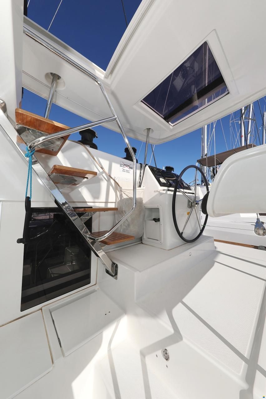 Lagoon 450S