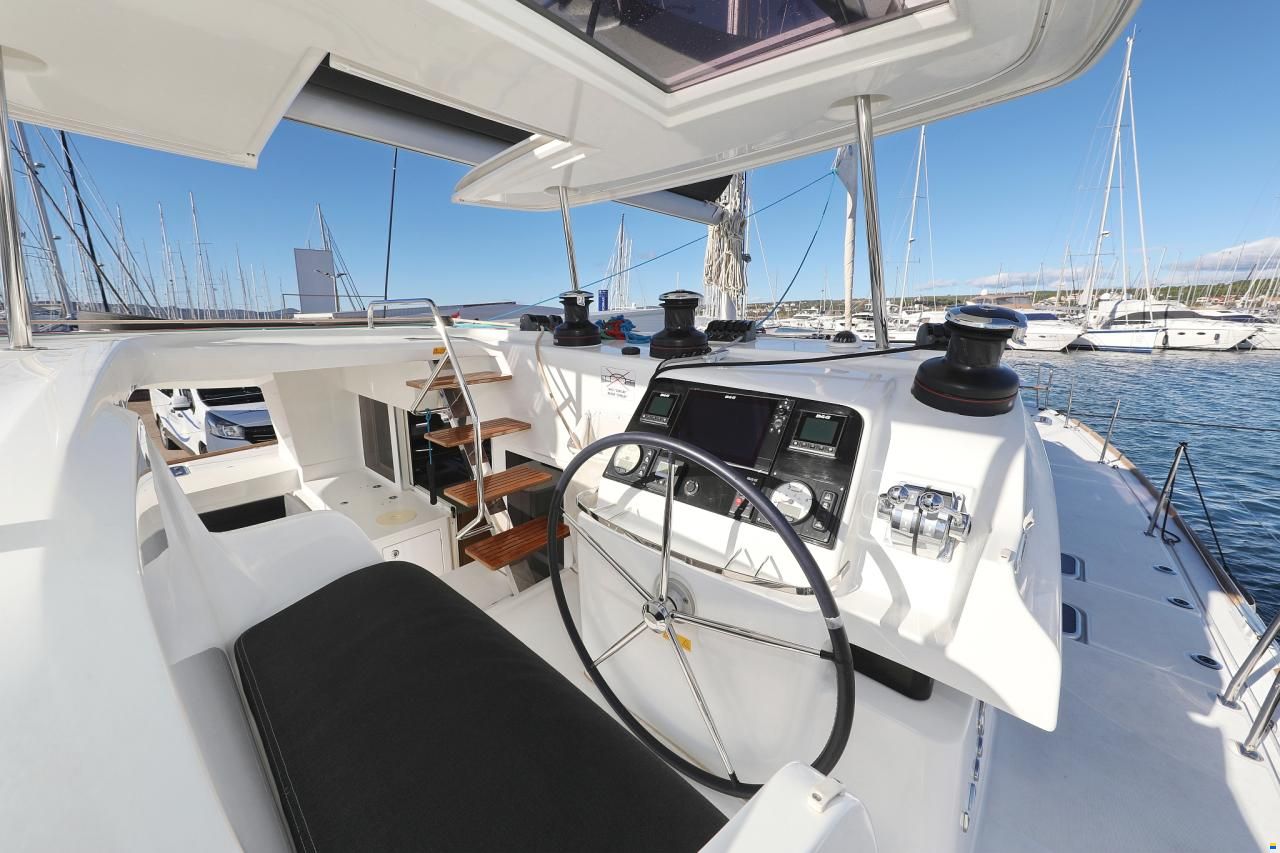 Lagoon 450S