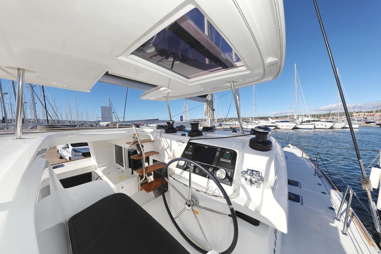 Lagoon 450S