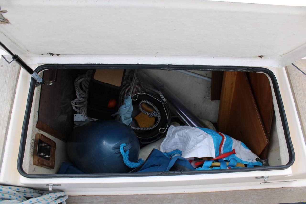 Victoire 1270 Decksaloon