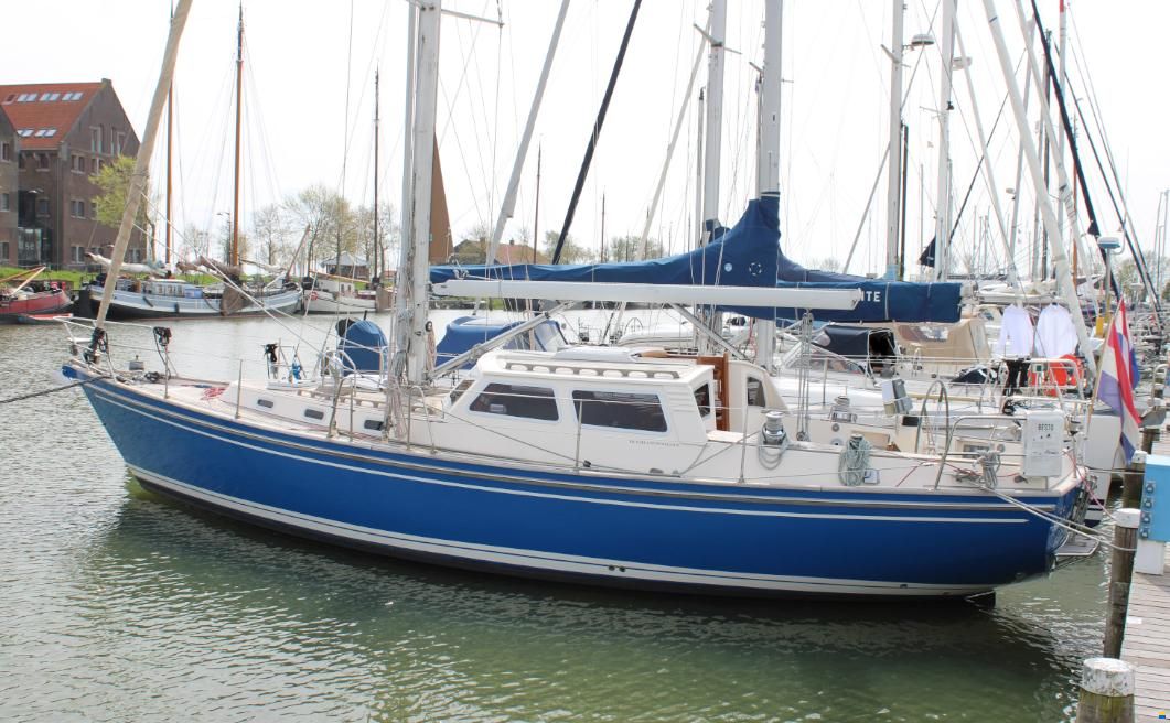 Victoire 1270 Decksaloon