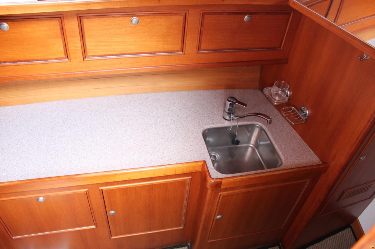 Victoire 1270 Decksaloon