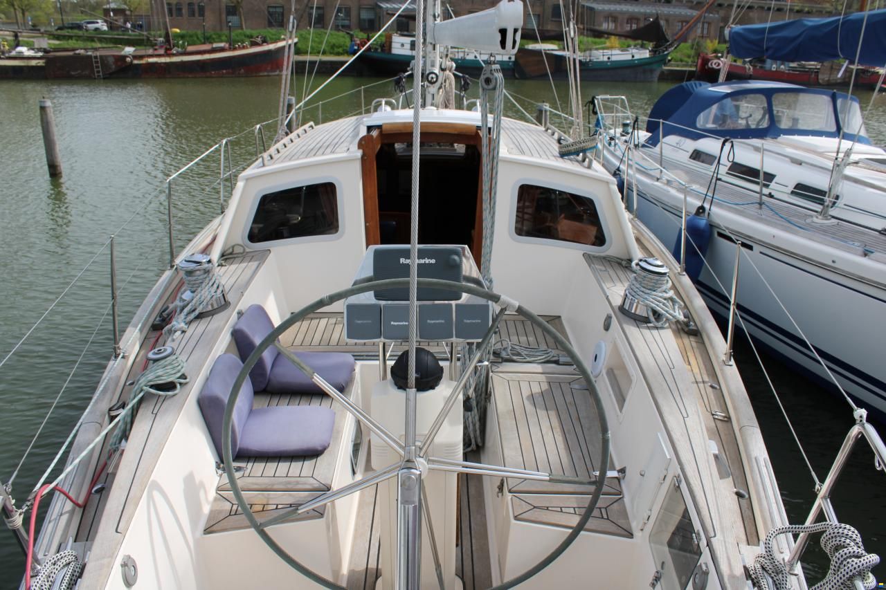 Victoire 1270 Decksaloon