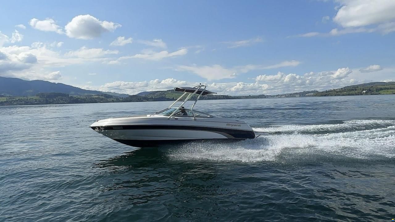 Bryant 214 Bowrider