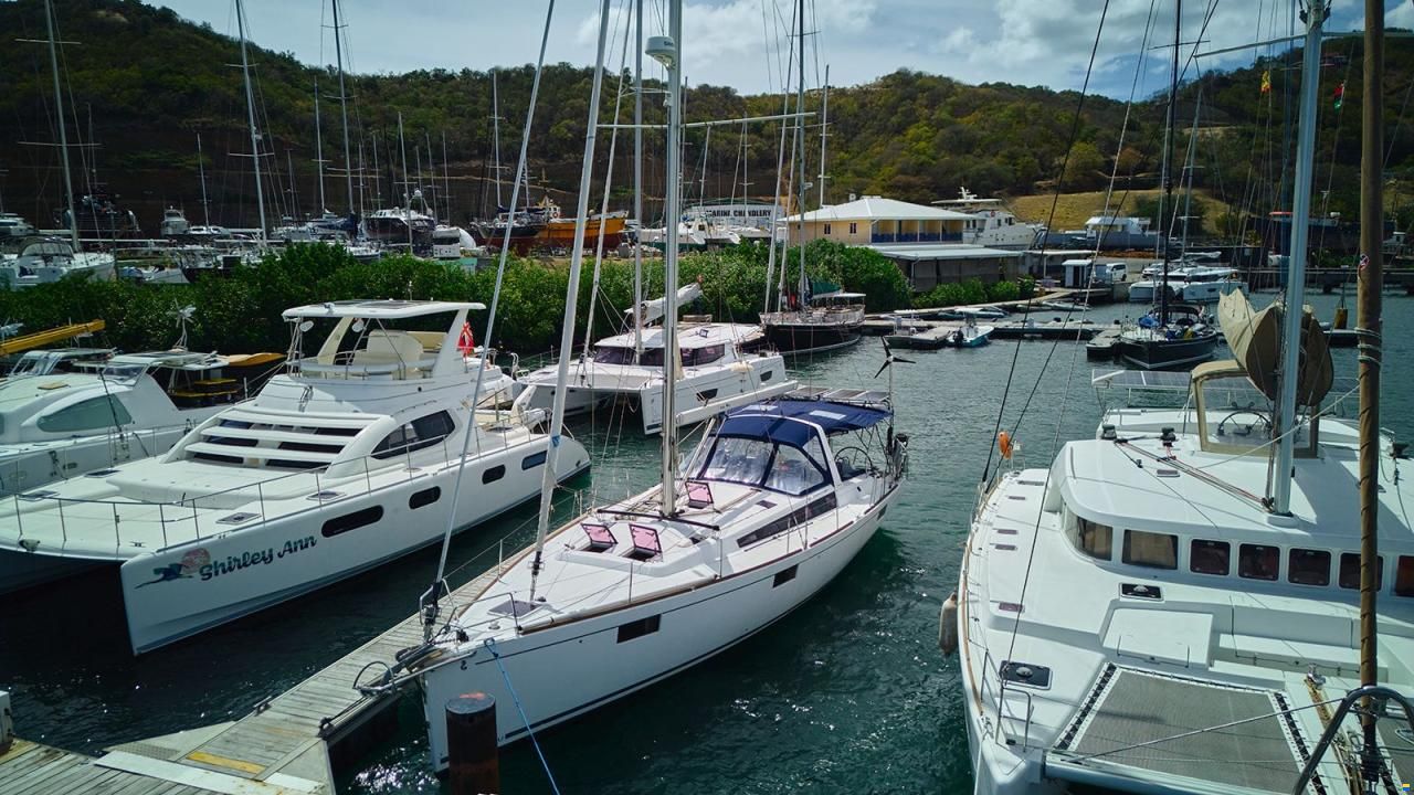 Beneteau Oceanis 48