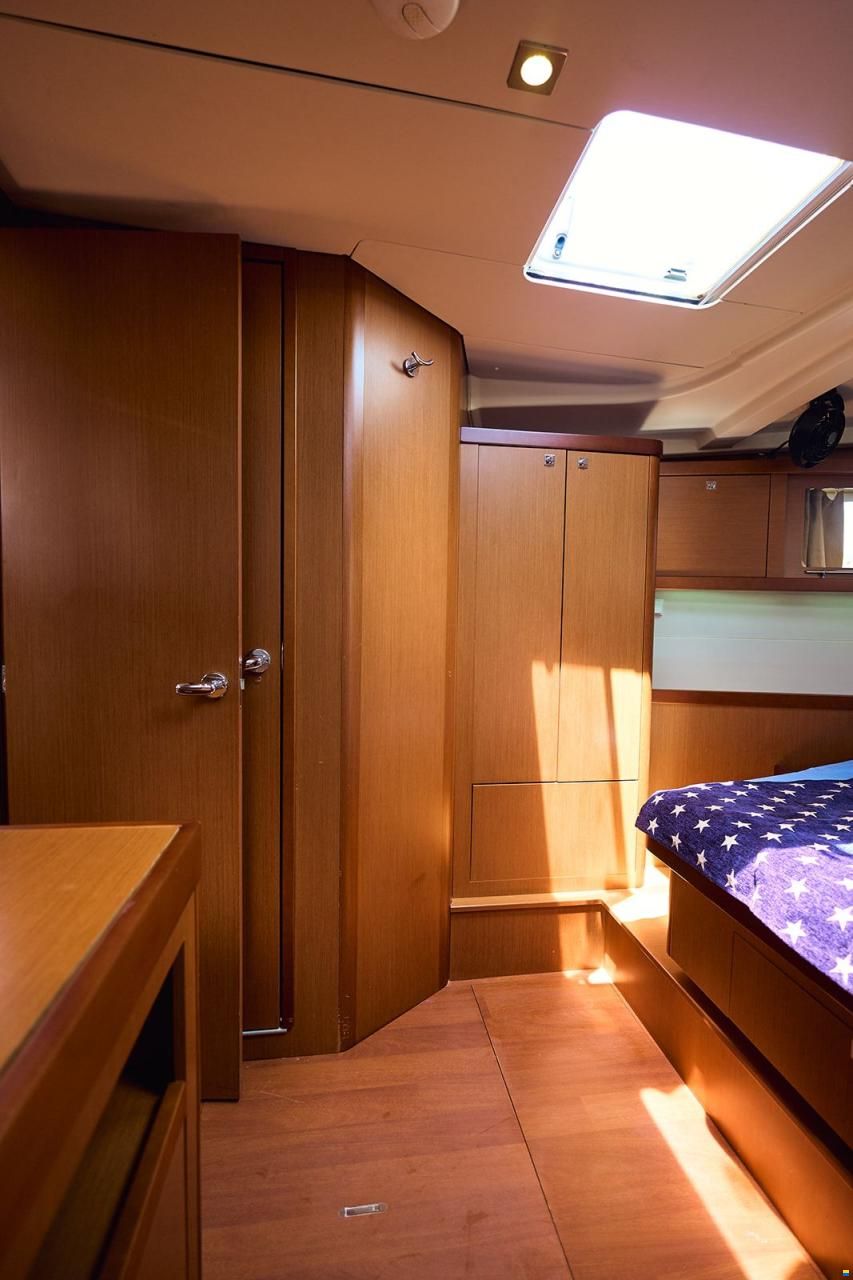 Beneteau Oceanis 48