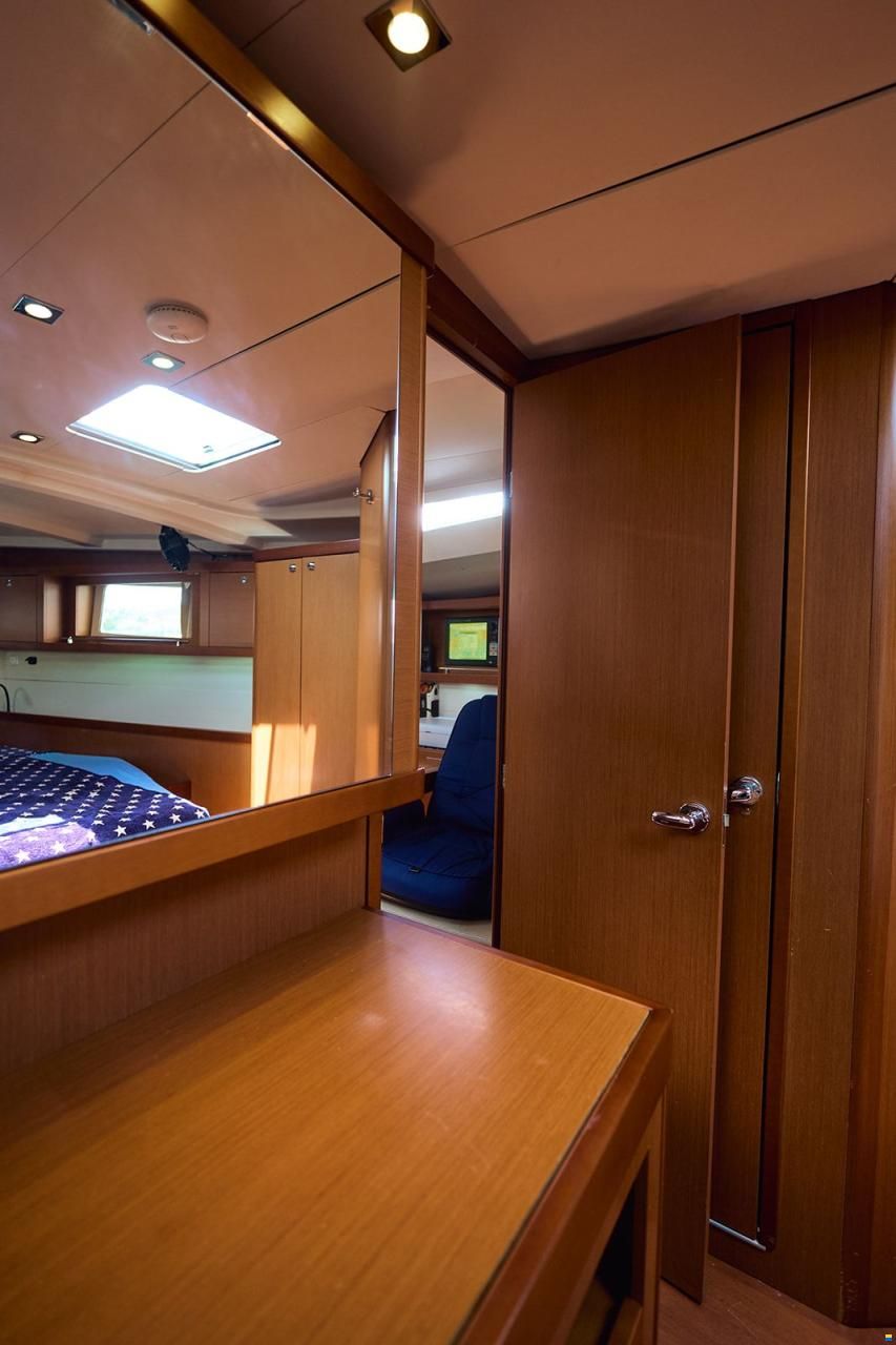 Beneteau Oceanis 48