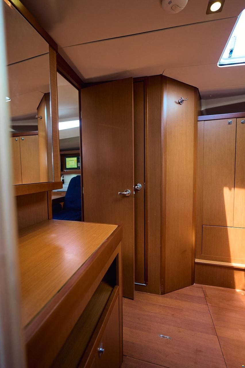 Beneteau Oceanis 48