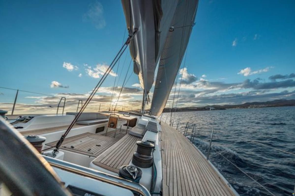 X-Yachts X-65