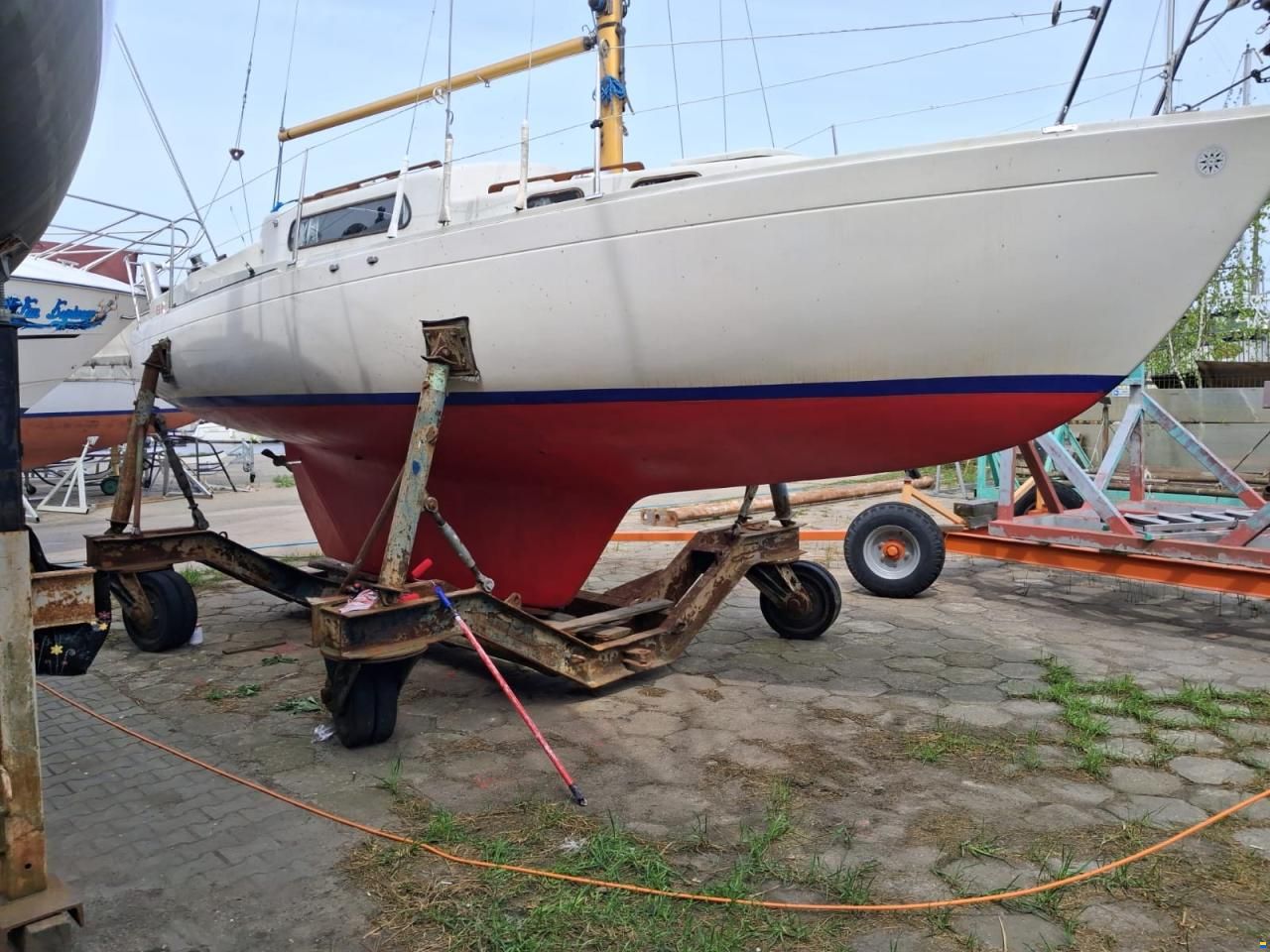 Albin Vega 27