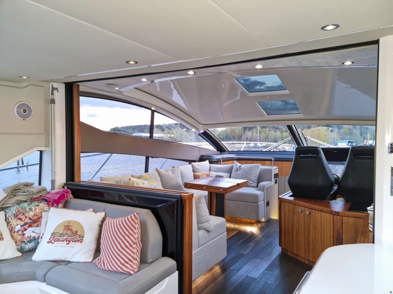 Sunseeker PREDATOR 57