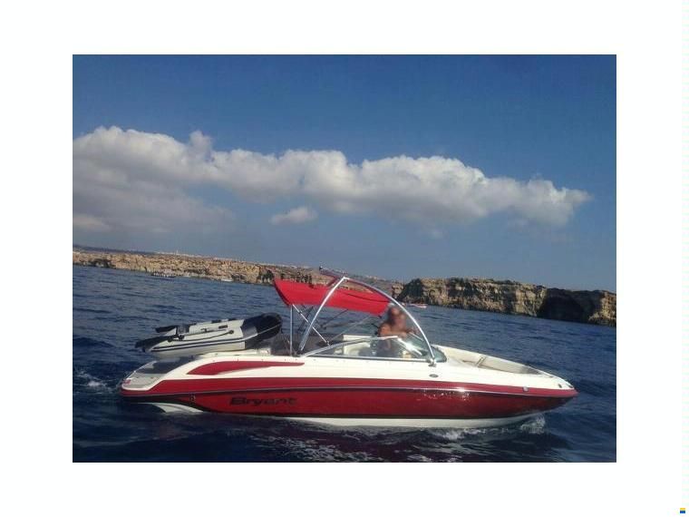 Bryant 233 Bowrider