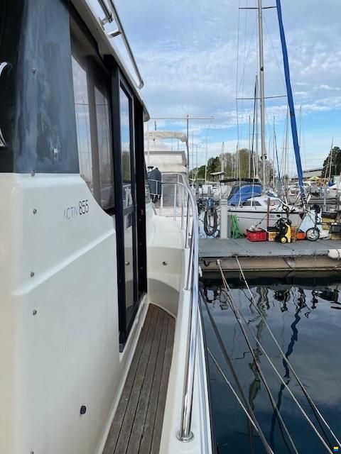 Quicksilver Activ 855 Cruiser