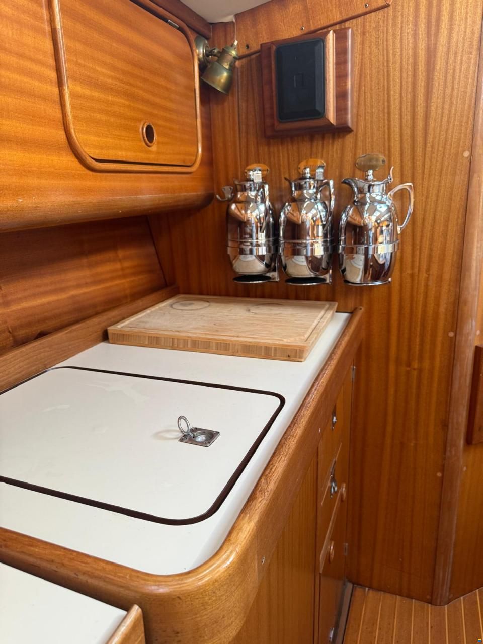 Bavaria Lagoon 390