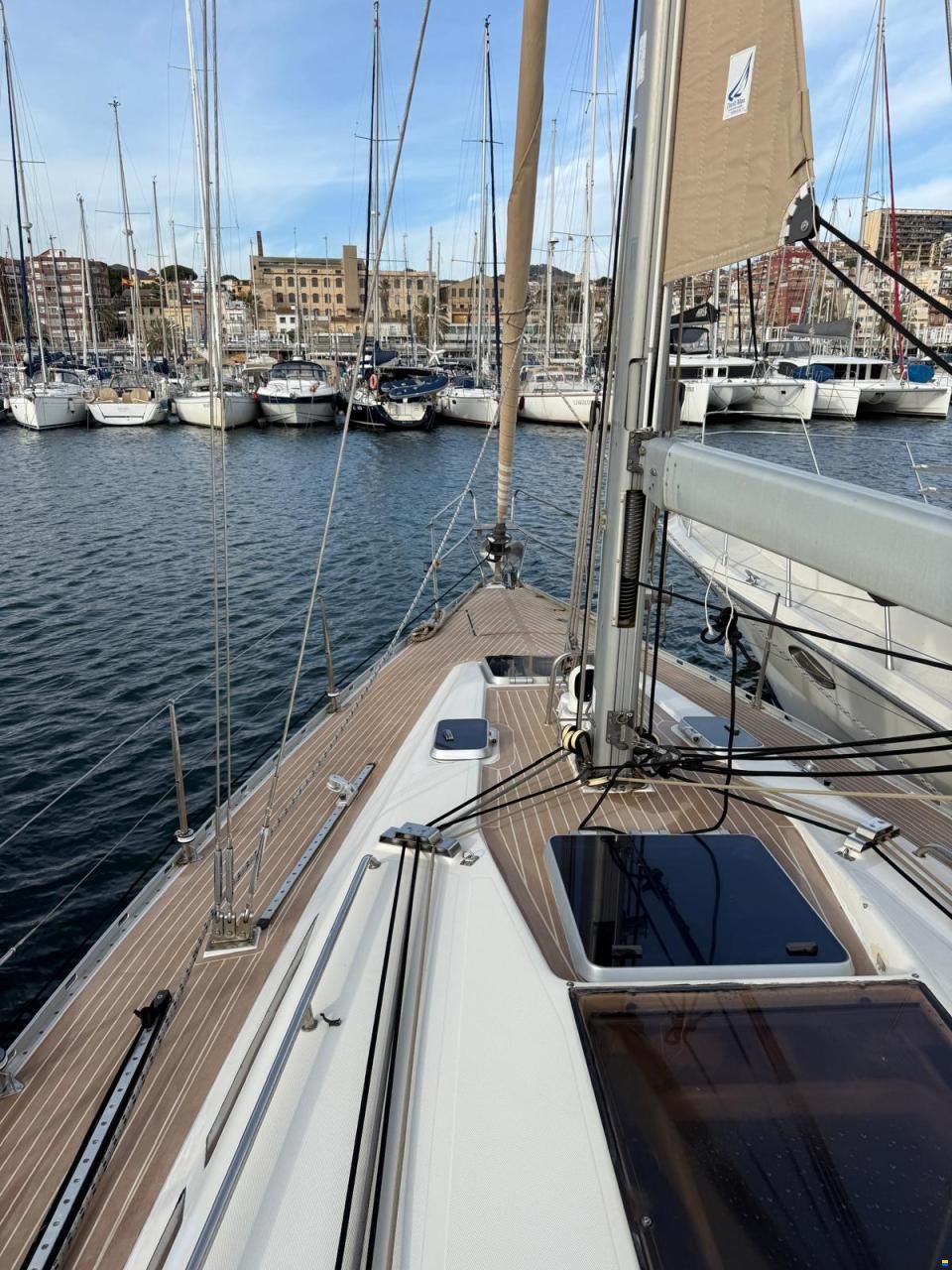 Bavaria Lagoon 390