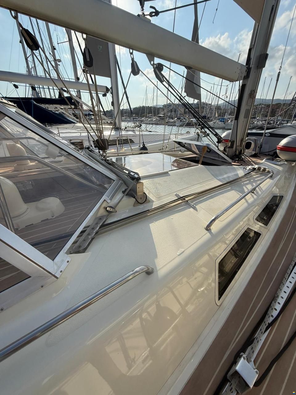 Bavaria Lagoon 390