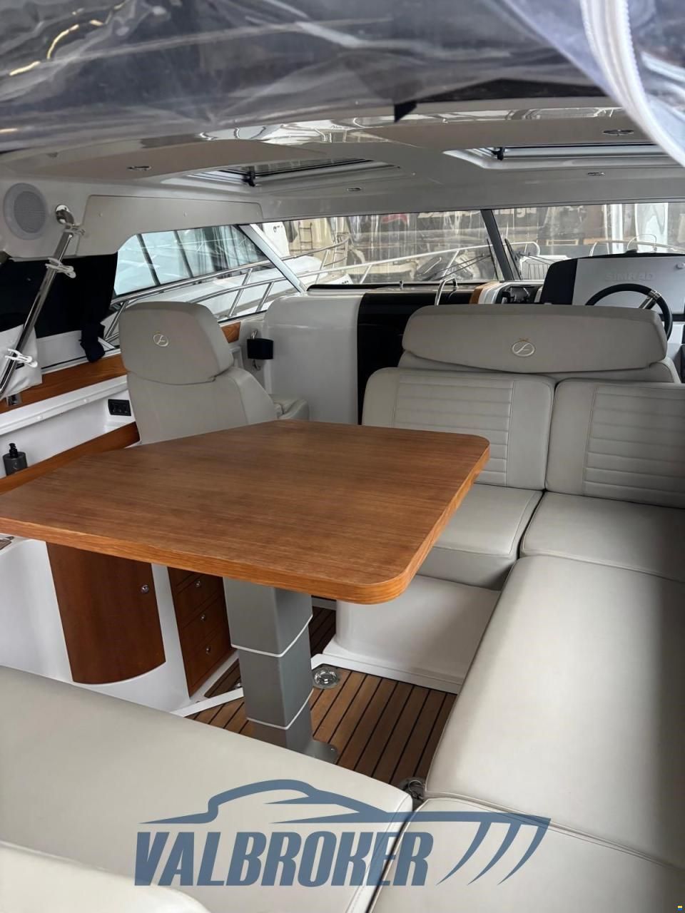 Aquador 28 HT