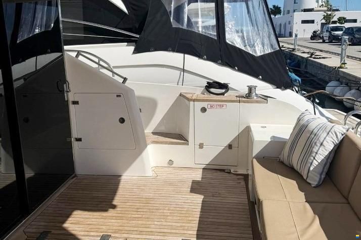 Fairline Squadron 58