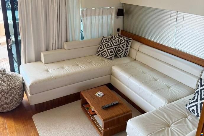 Fairline Squadron 58