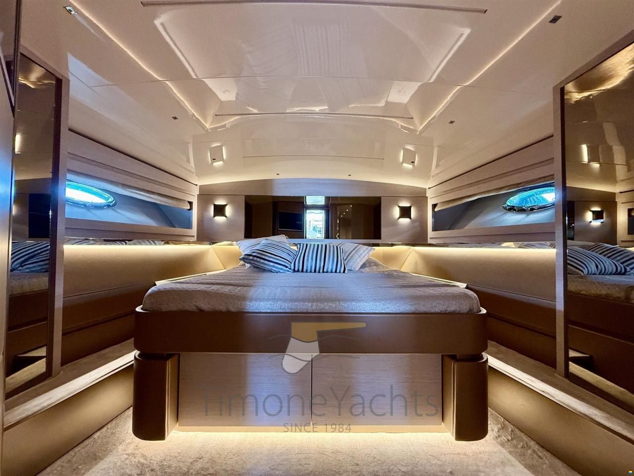 Riva BLACK CORSAIR 60