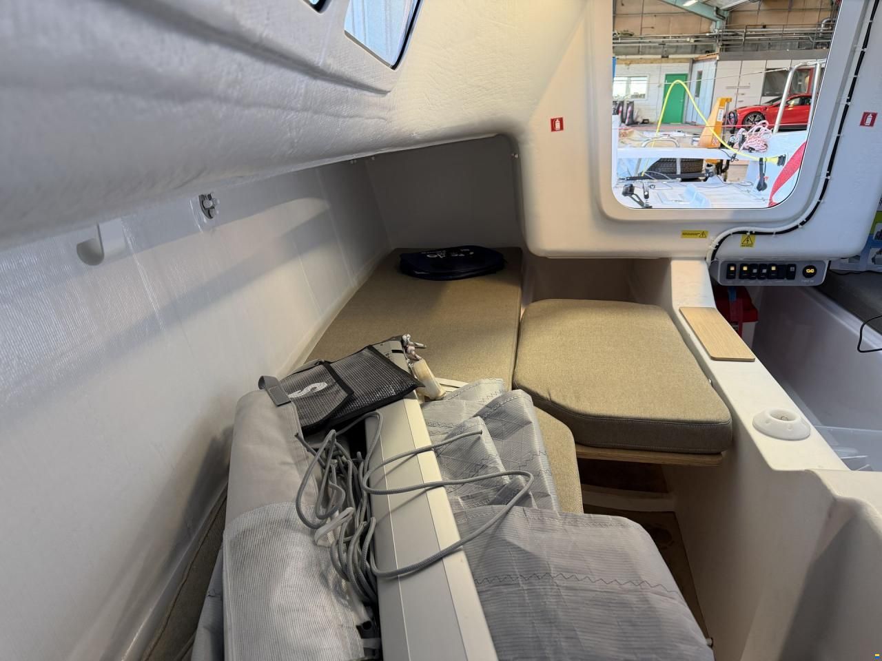 Beneteau First 24