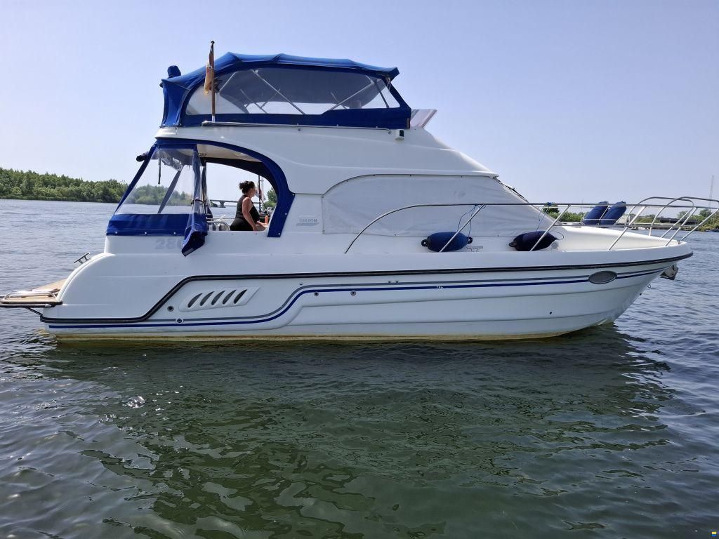 Sportcruiser Galeon Flybridge 280