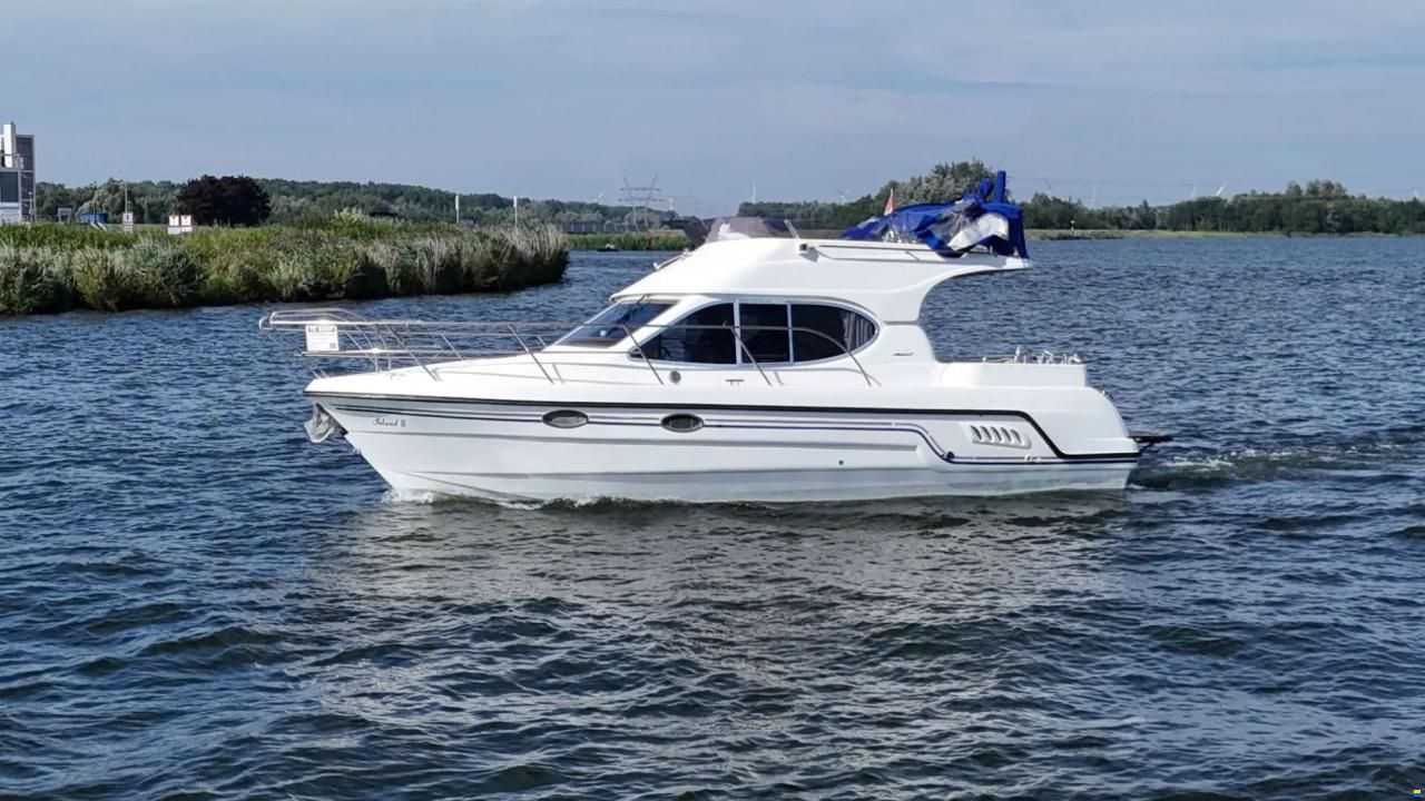 Sportcruiser Galeon Flybridge 280