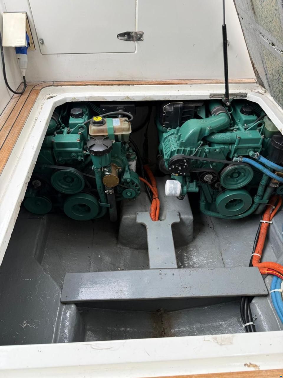 Sportcruiser Galeon Flybridge 280