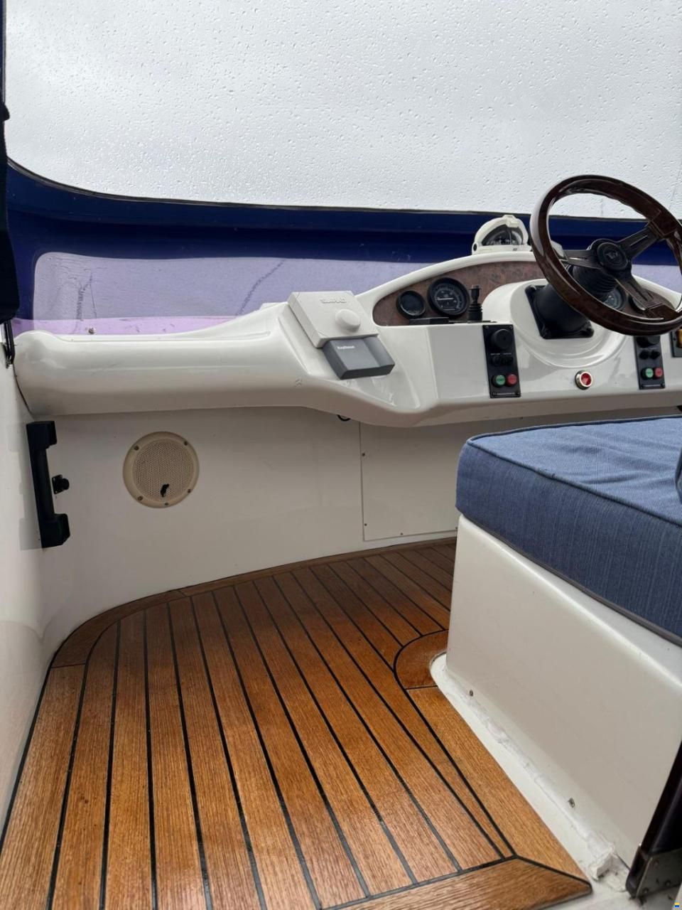 Sportcruiser Galeon Flybridge 280