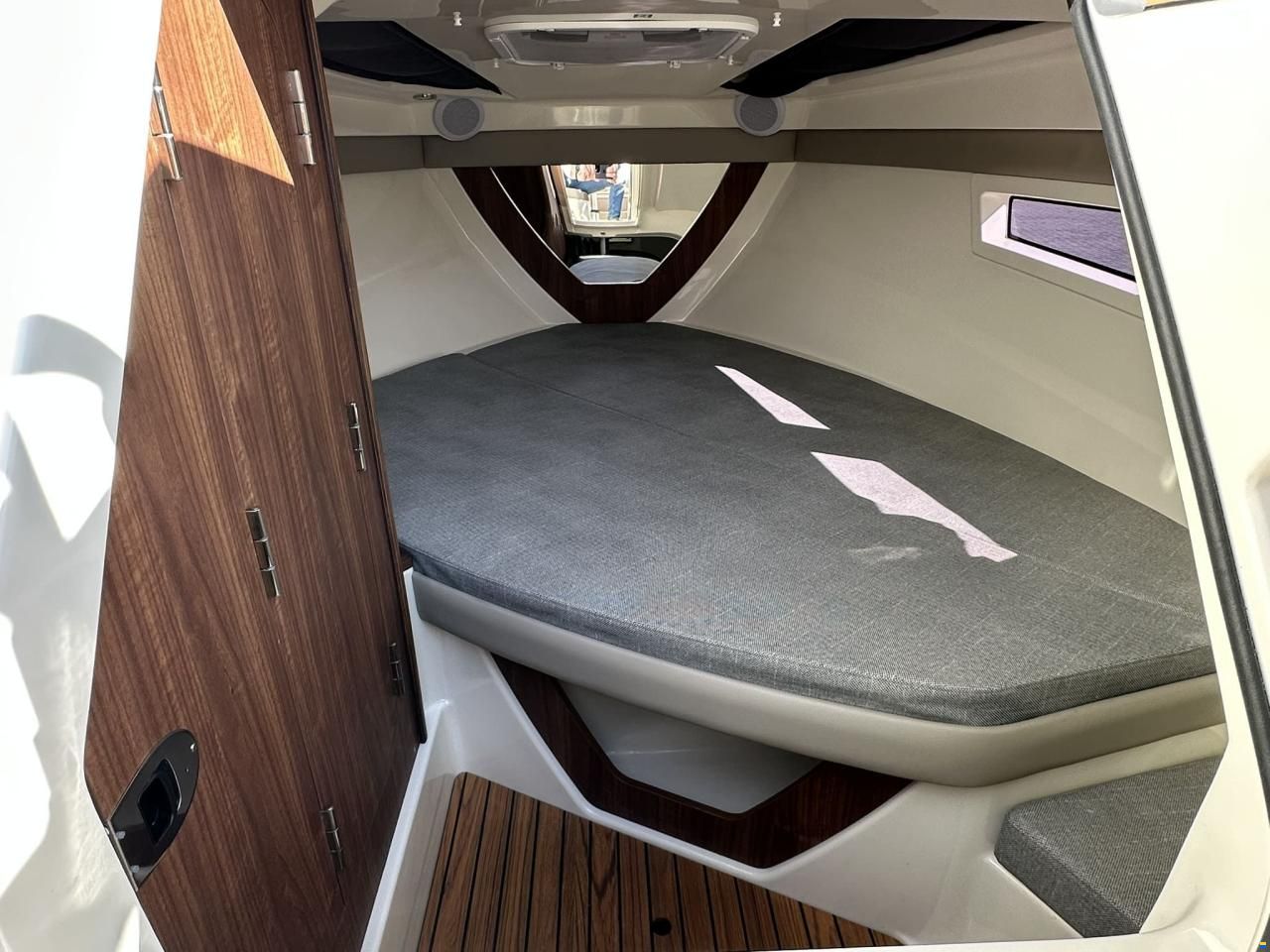 Quicksilver 805 Cruiser