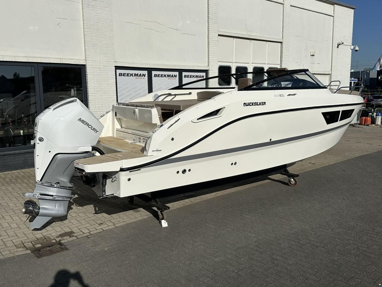 Quicksilver 805 Cruiser