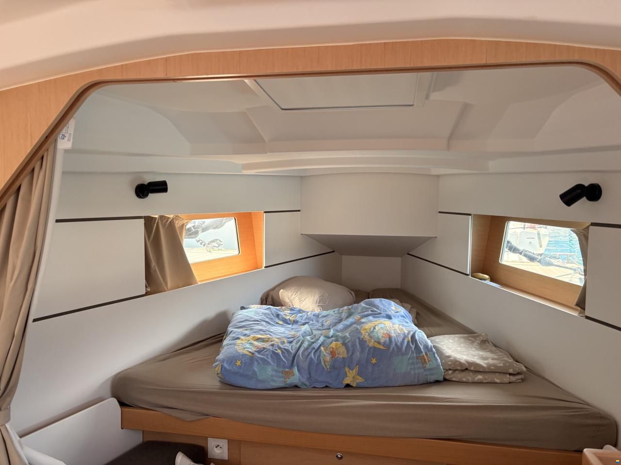 Beneteau Oceanis 35 Weekender