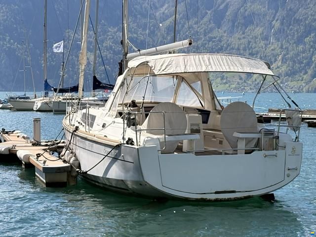 Beneteau Oceanis 35 Weekender