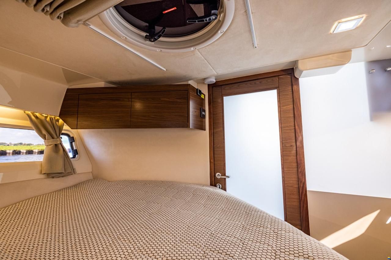 Marex 310 Sun Cruiser
