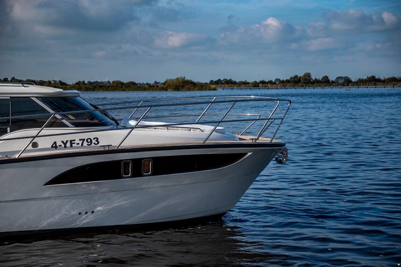 Marex 310 Sun Cruiser
