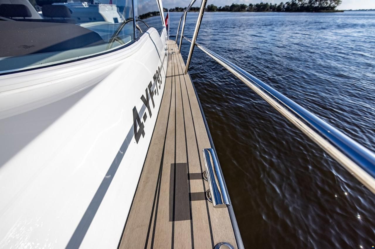 Marex 310 Sun Cruiser