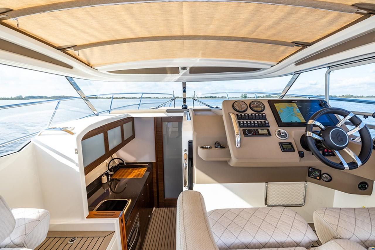 Marex 310 Sun Cruiser