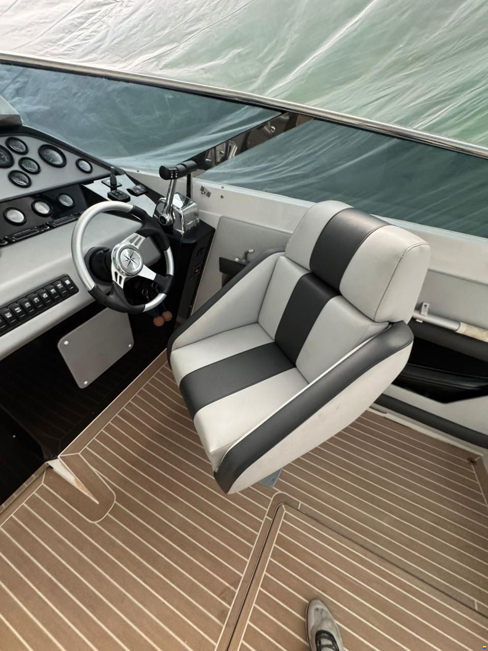 Sunseeker Tomahawk 37