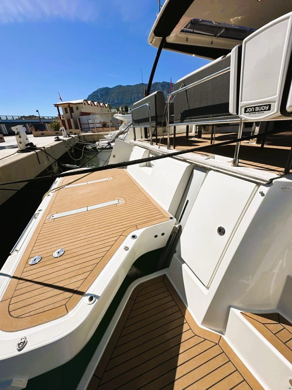 Prestige M48