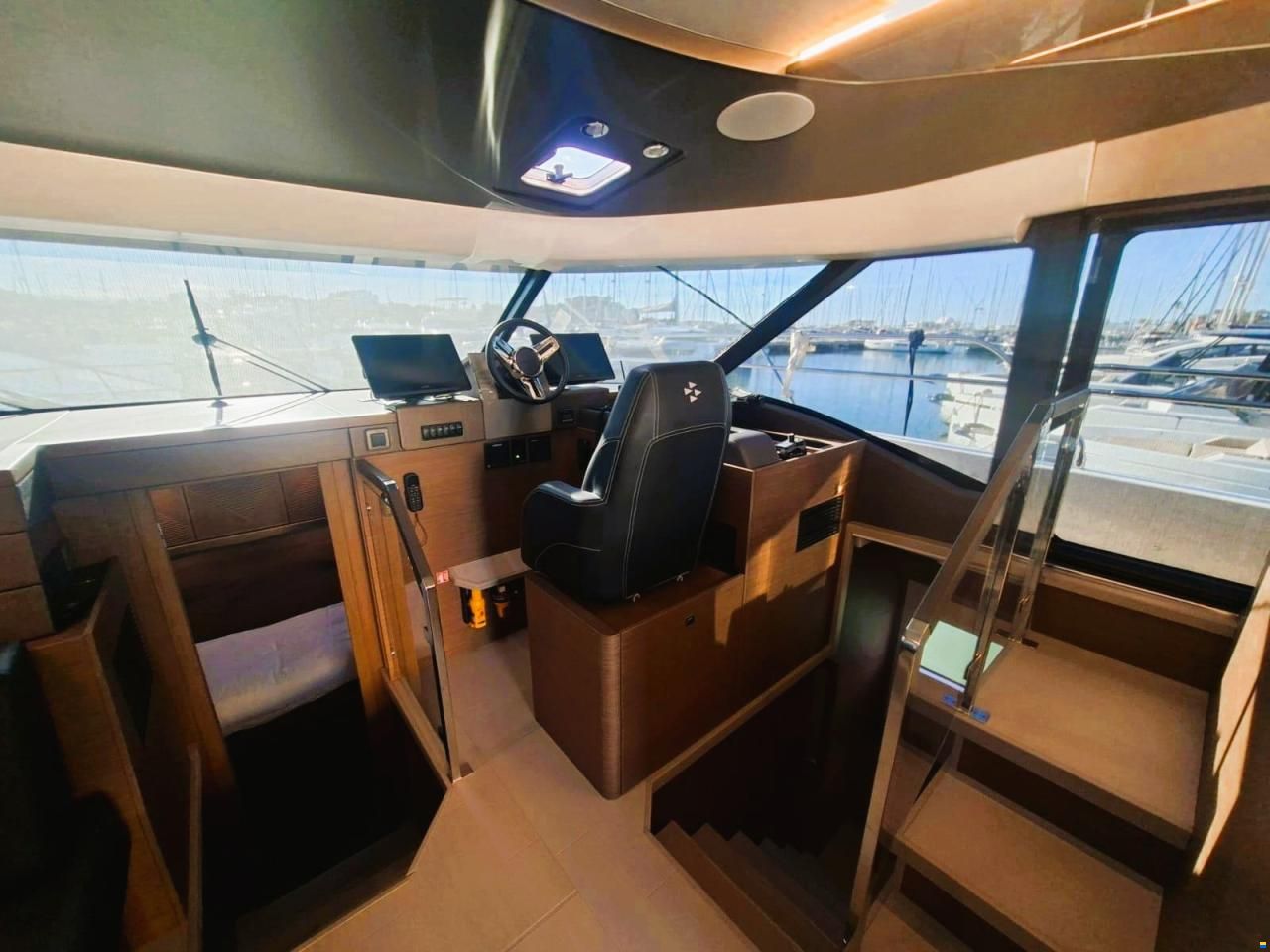 Prestige M48