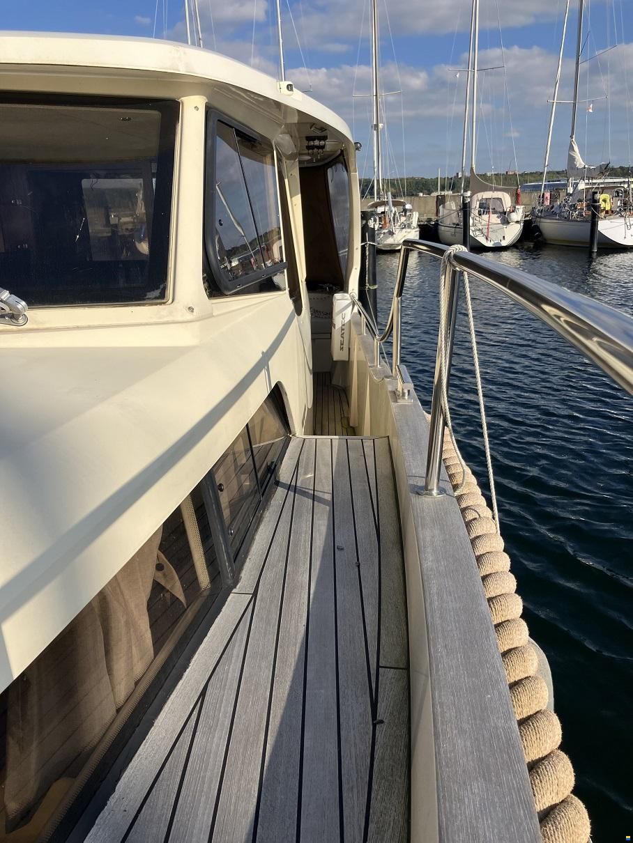 Seaway Greenline 33 Hybrid