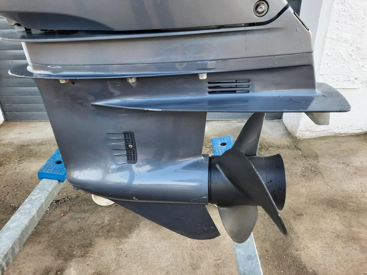 Yamaha F200