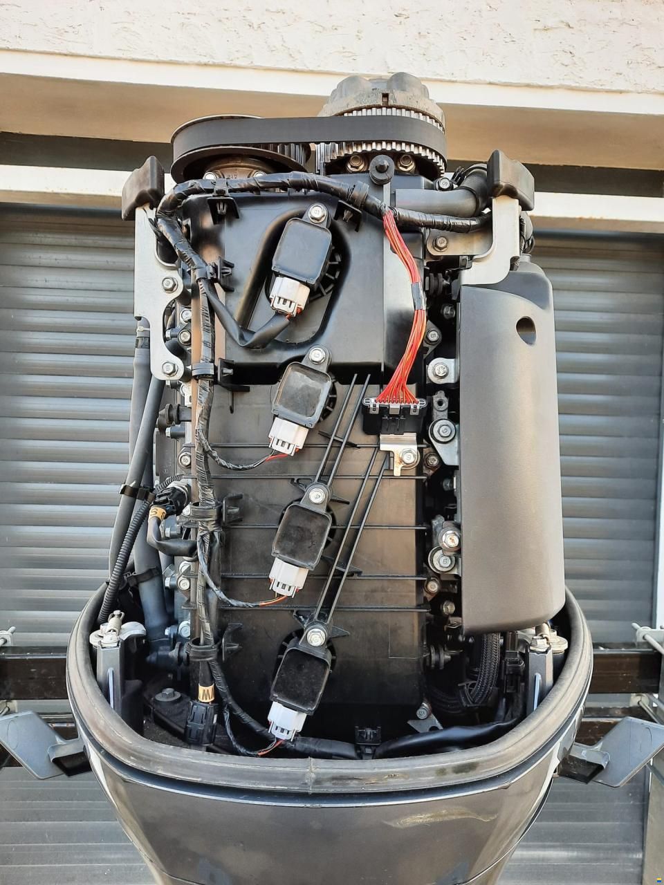 Yamaha F200