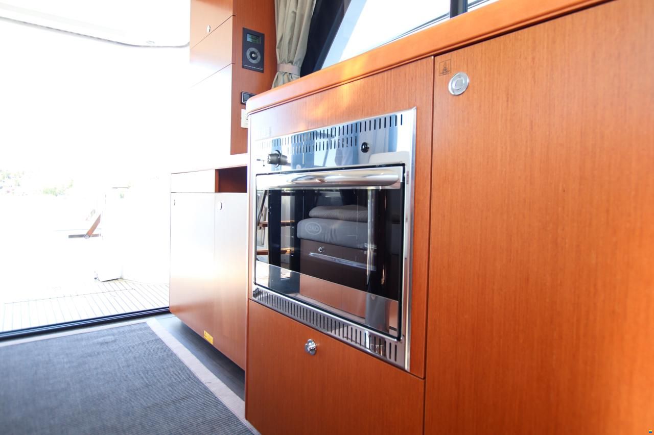 Beneteau Swift Trawler 30