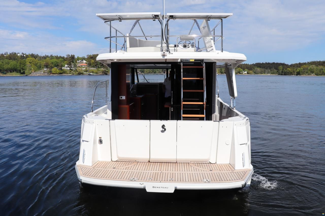 Beneteau Swift Trawler 30