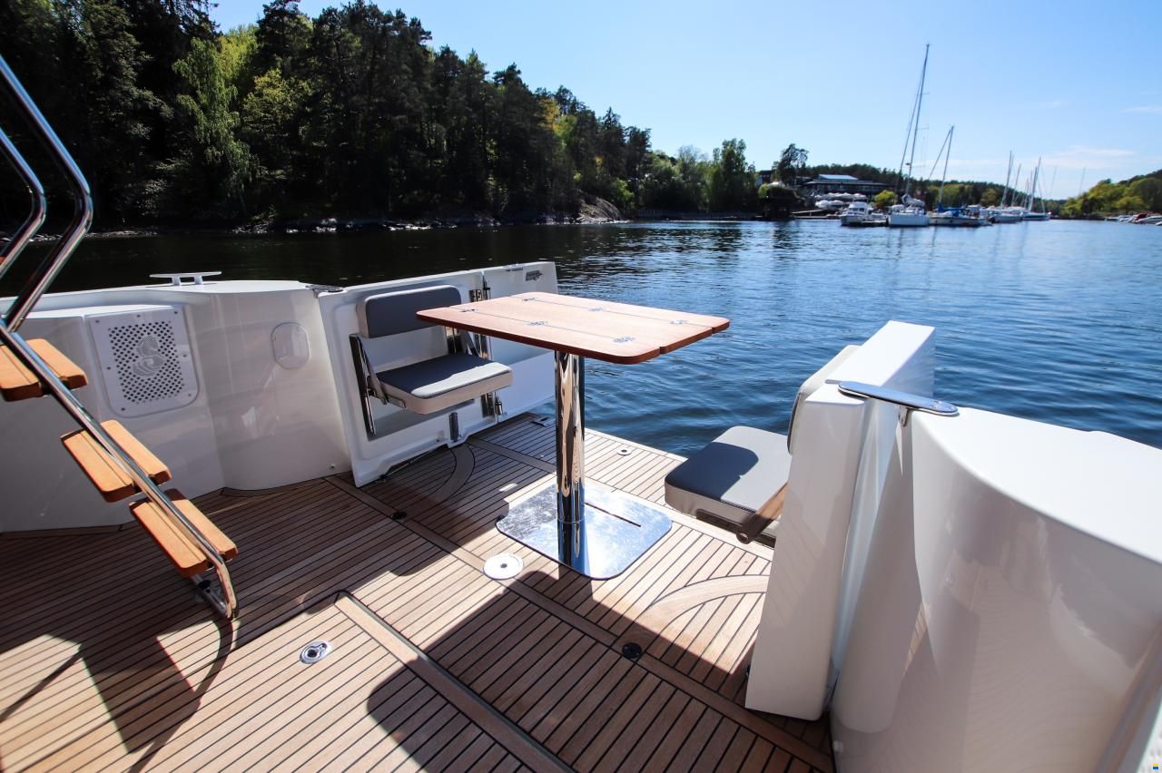 Beneteau Swift Trawler 30