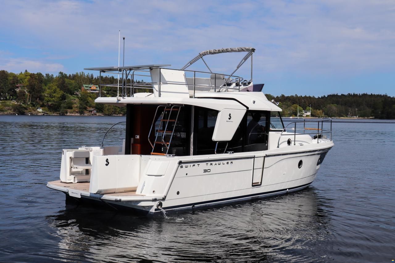 Beneteau Swift Trawler 30